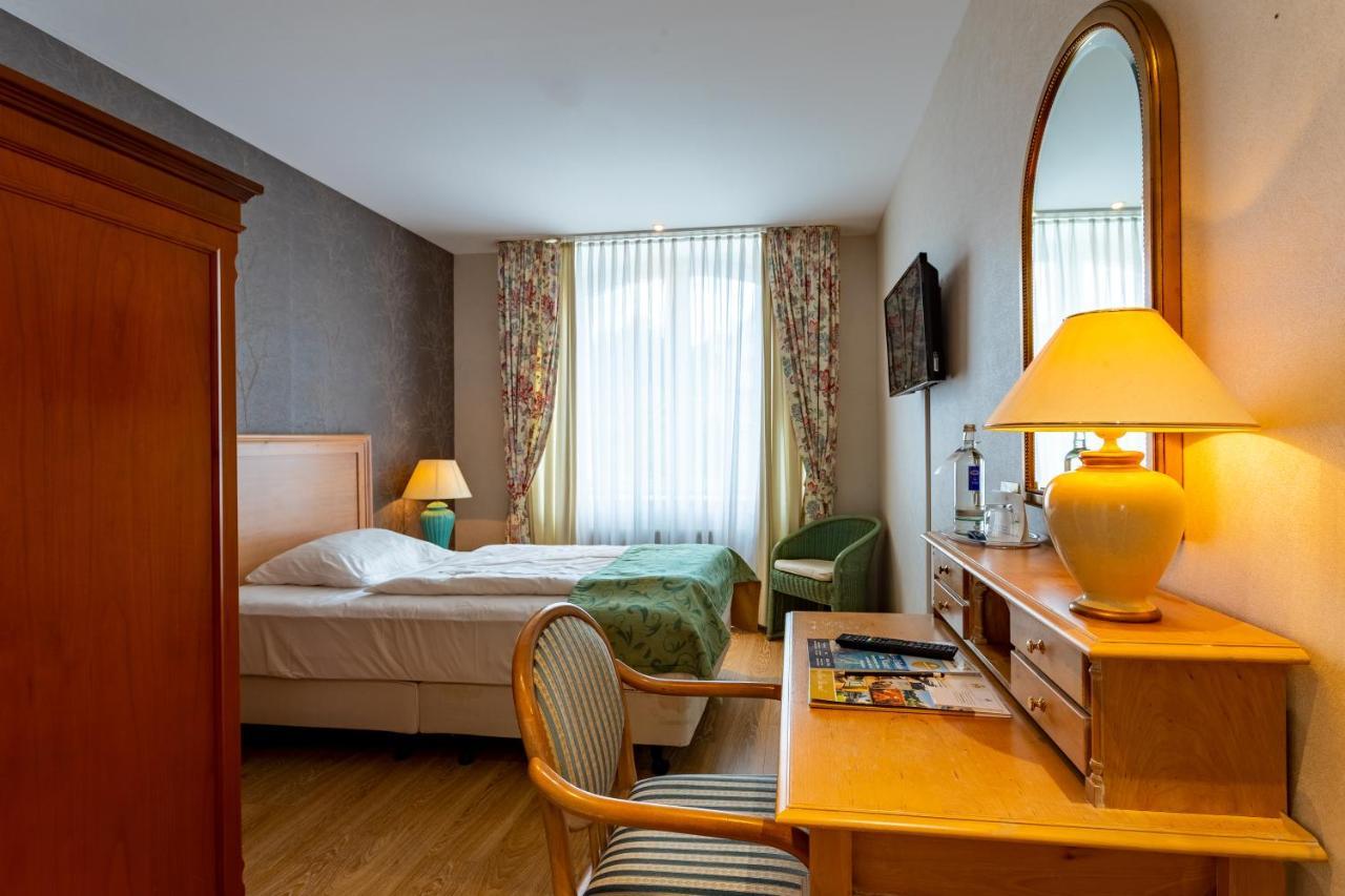 Hotel Am Muehlenteich Швельм Екстер'єр фото